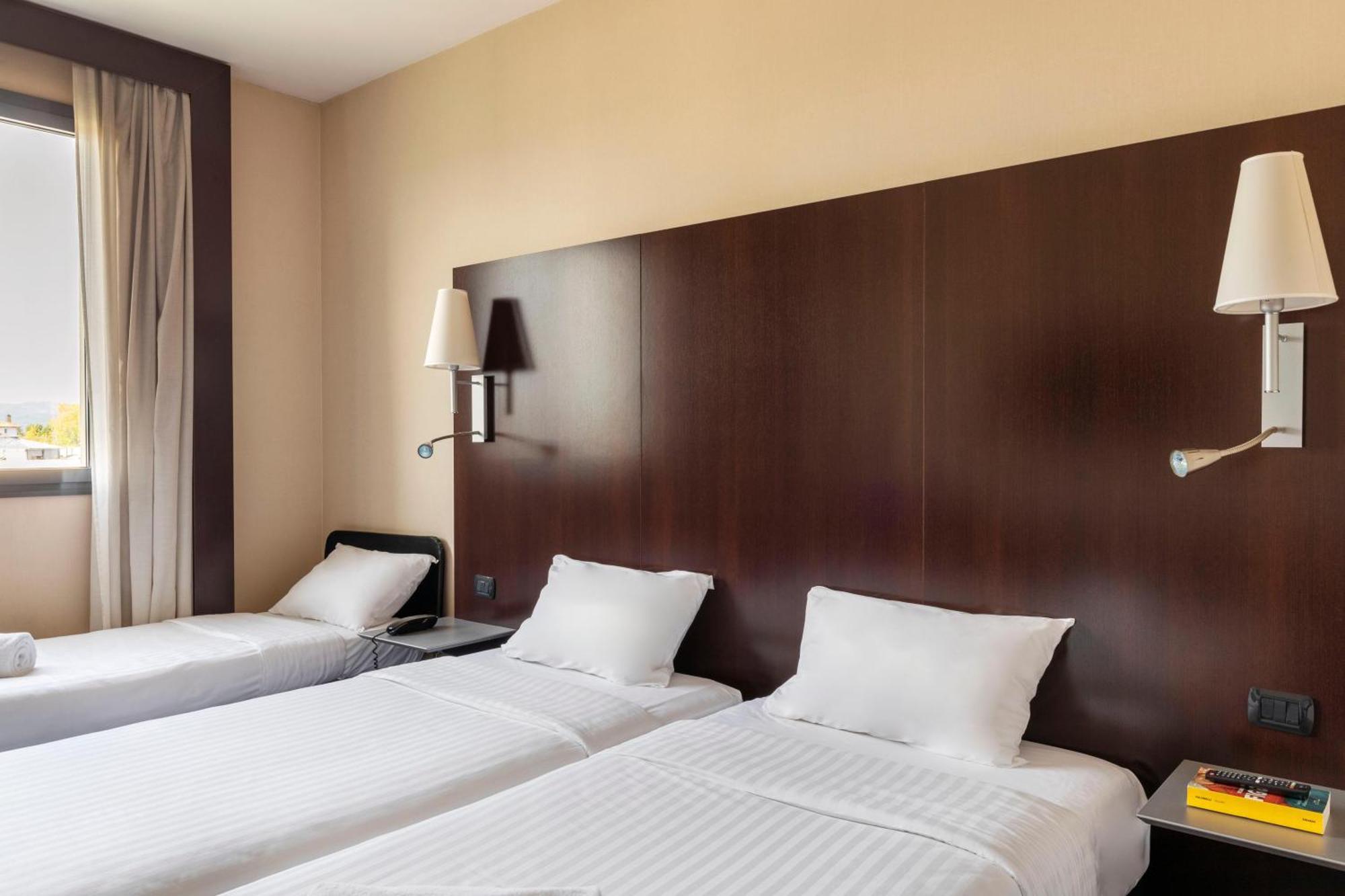 B&B Hotel Arezzo Esterno foto