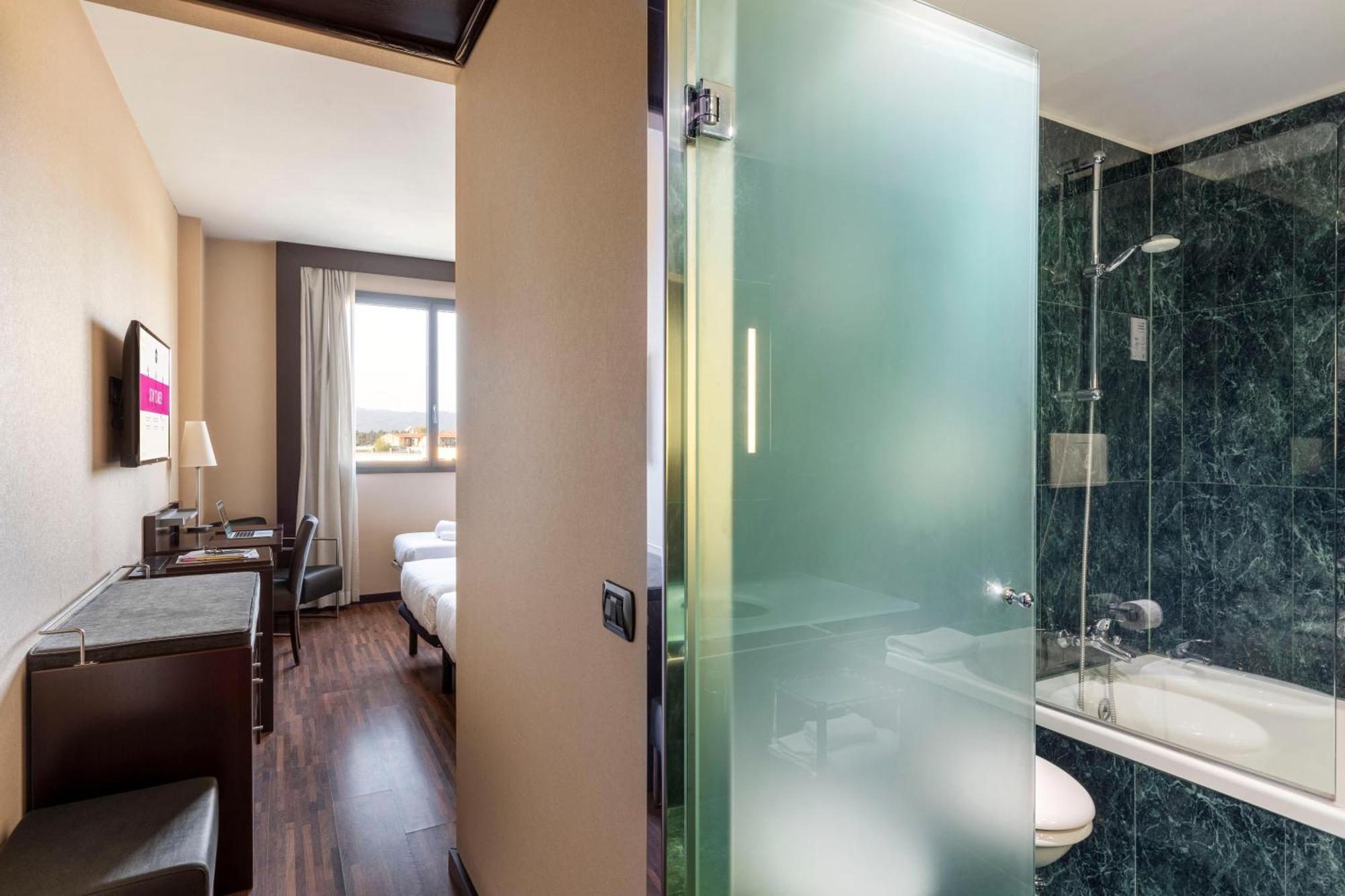 B&B Hotel Arezzo Esterno foto
