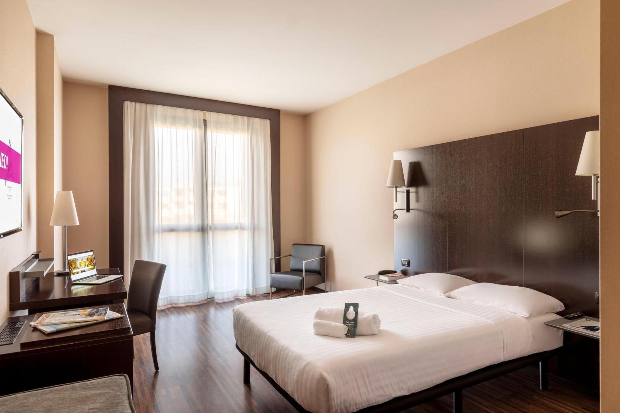 B&B Hotel Arezzo Esterno foto
