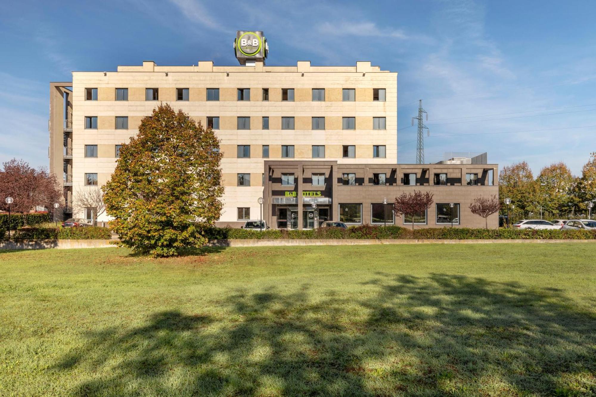 B&B Hotel Arezzo Esterno foto